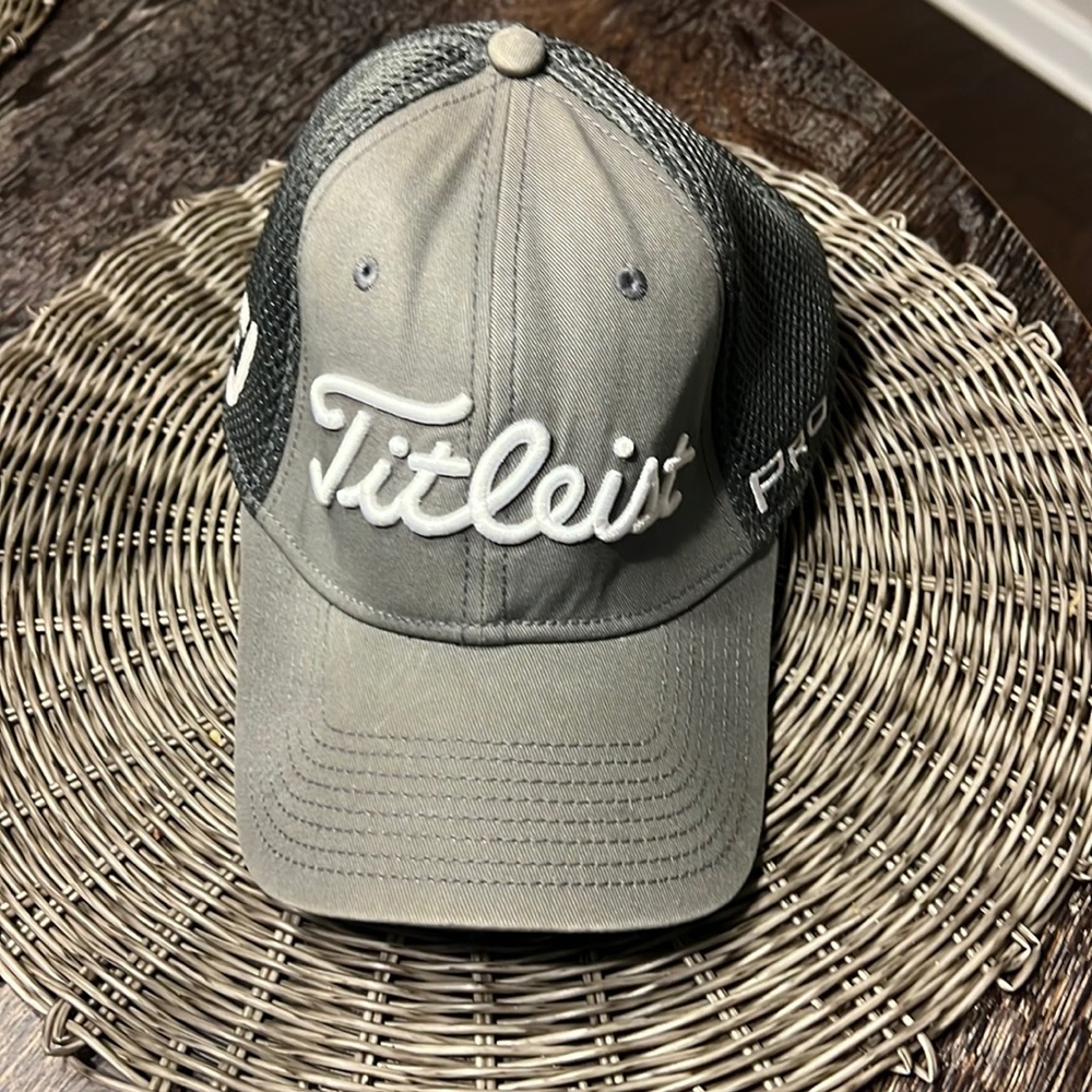 Titleist Ball Cap Grey Lg/XL